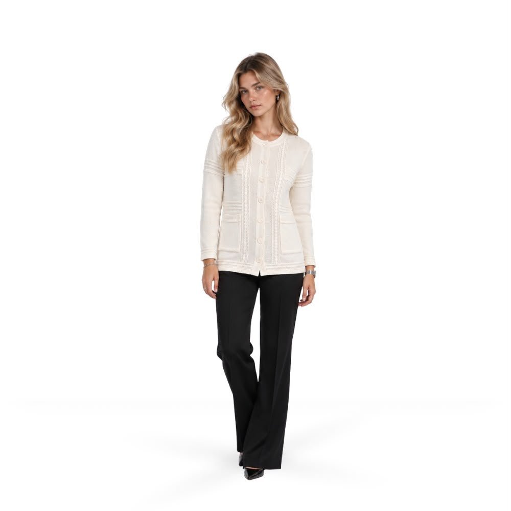Cremefarbene Feinstrick-Cardigan mit Spitzendetail, Frontalansicht ganze Figur (Platzhalter-Produktfoto)